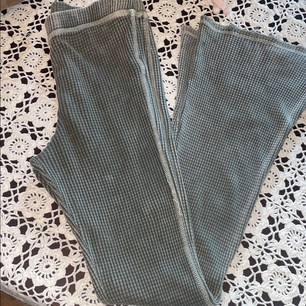 Wild Fable Green Ribbed Leggings
